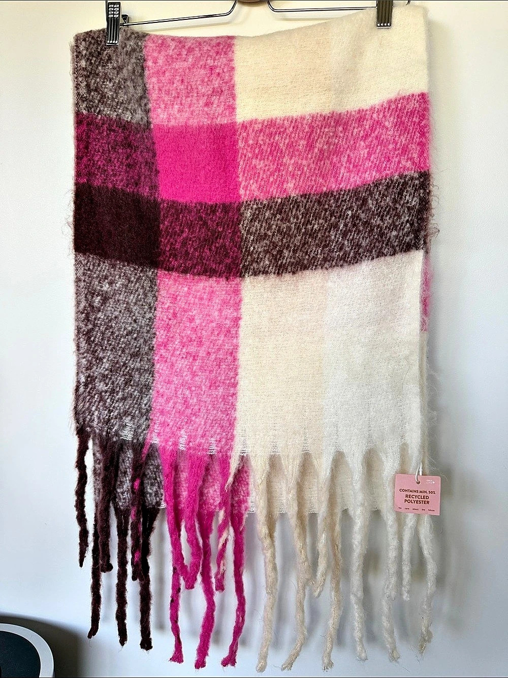 ONLY Fluffy large Scarf Pink & White